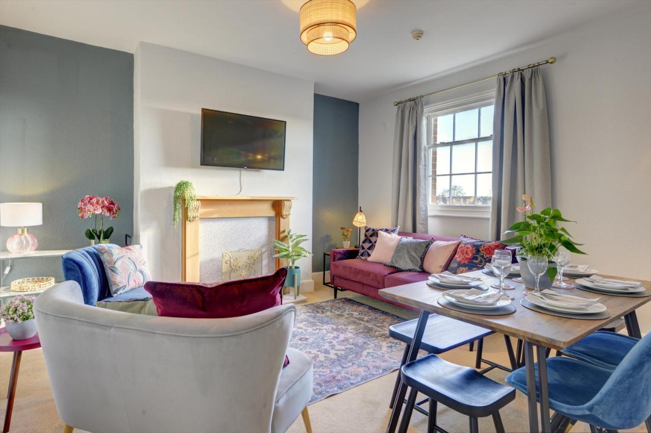 Regency Nest By Spa Town Property - Stylish 3 Bedroom Apartment On 2 Floors, Central Leamington Spa Esterno foto