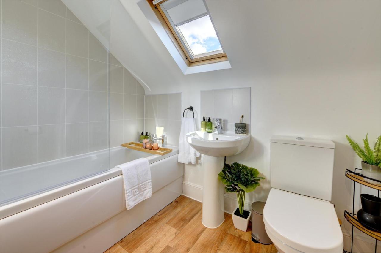 Regency Nest By Spa Town Property - Stylish 3 Bedroom Apartment On 2 Floors, Central Leamington Spa Esterno foto
