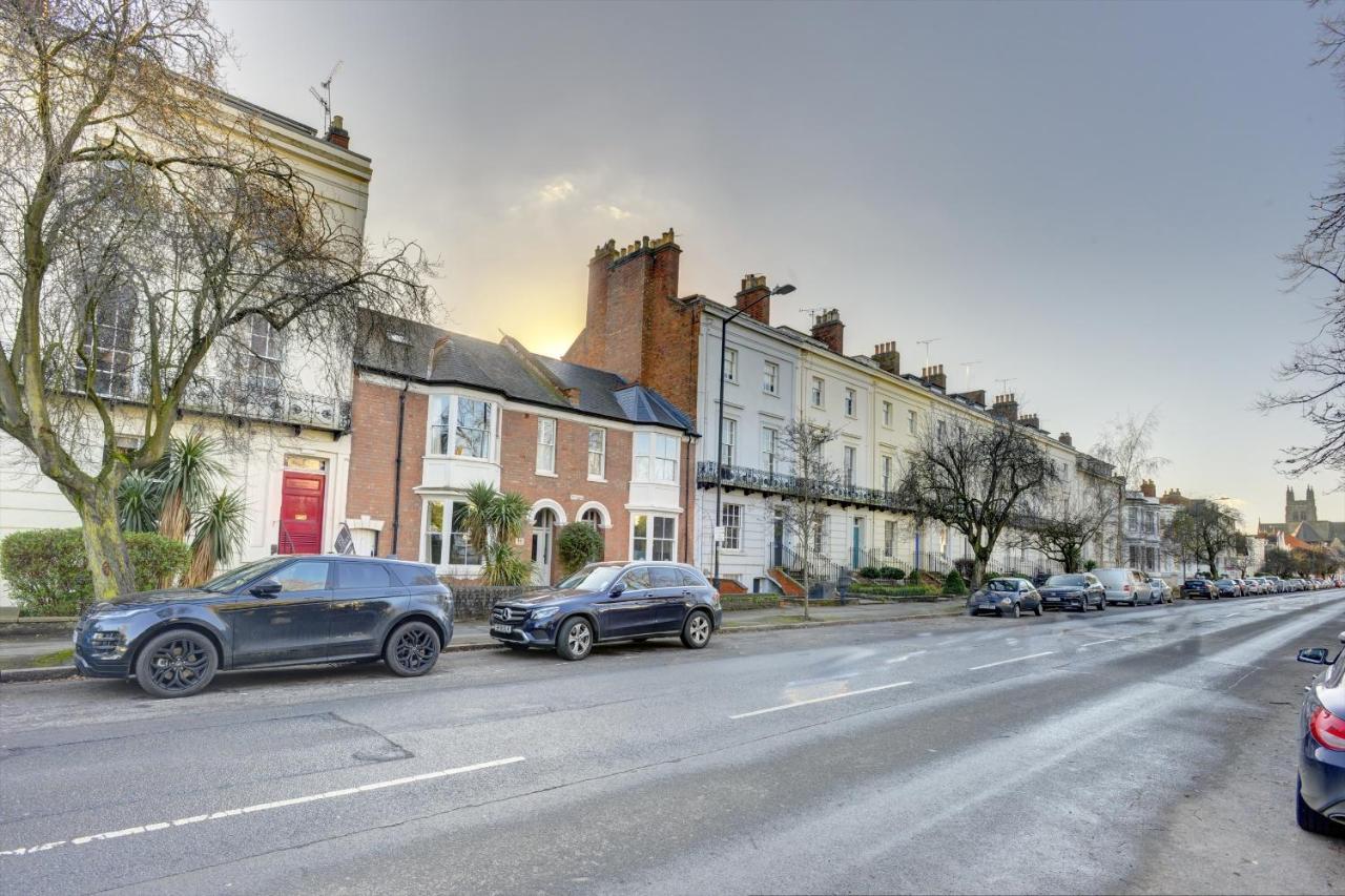 Regency Nest By Spa Town Property - Stylish 3 Bedroom Apartment On 2 Floors, Central Leamington Spa Esterno foto